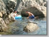 0820_092 * 650 x 488 * (113KB)